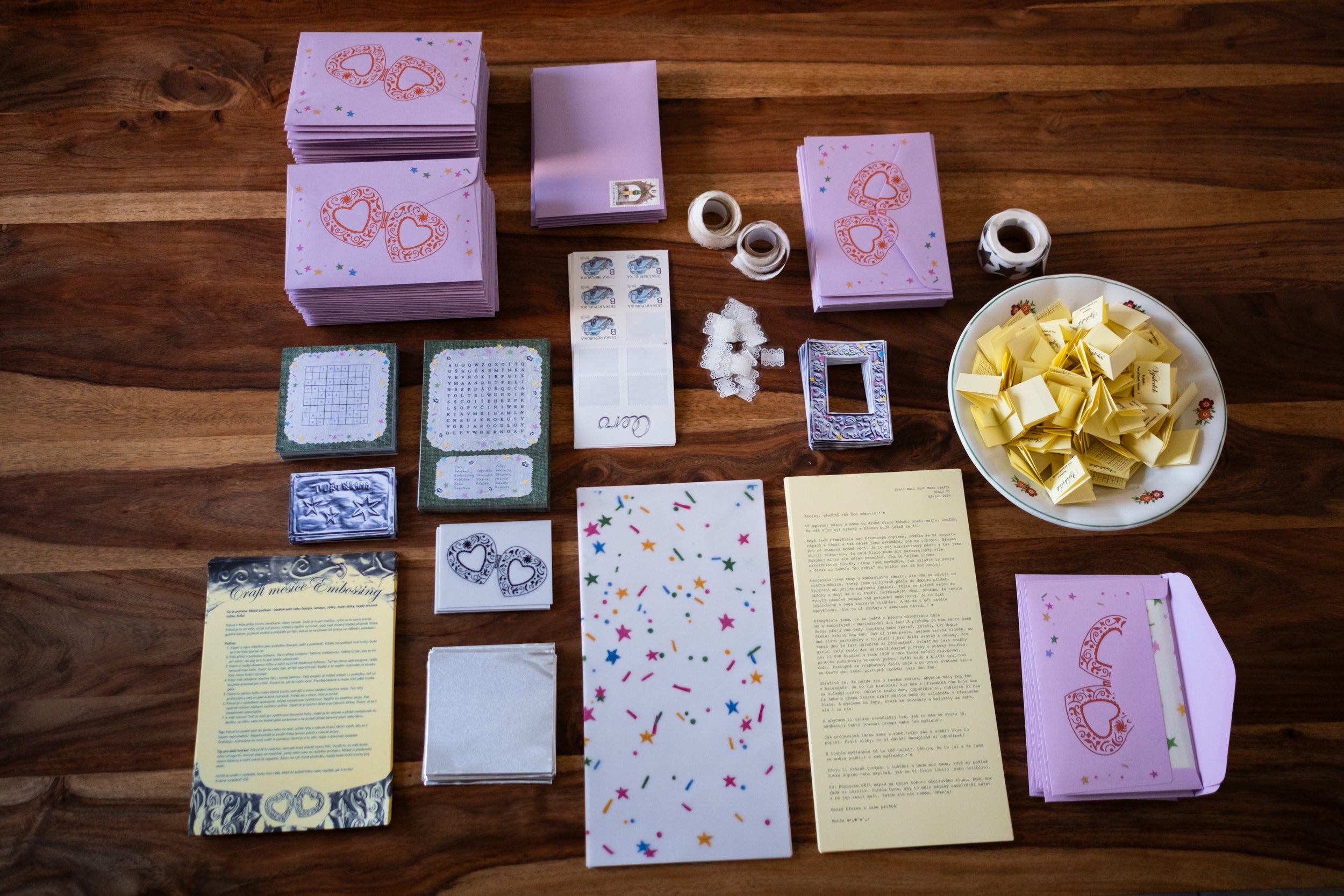 Snail Mail Mano crafts